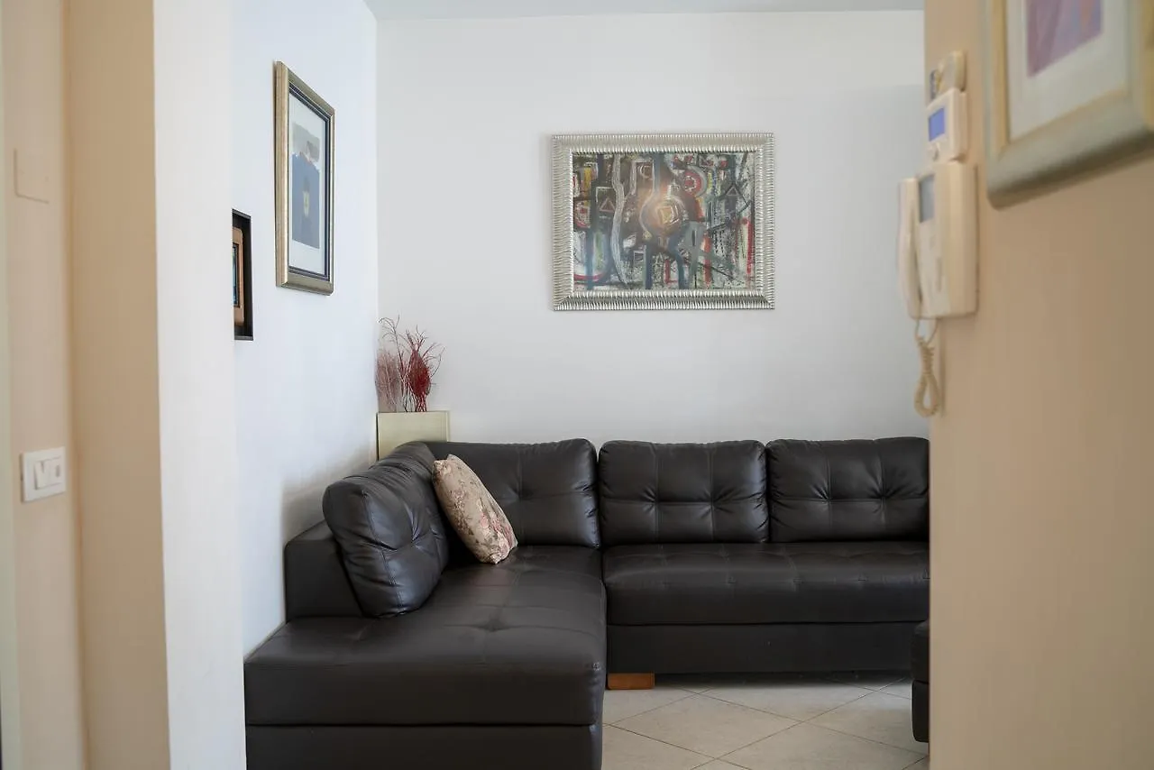 Fellini - Family Flat Apartment Rimini Italy