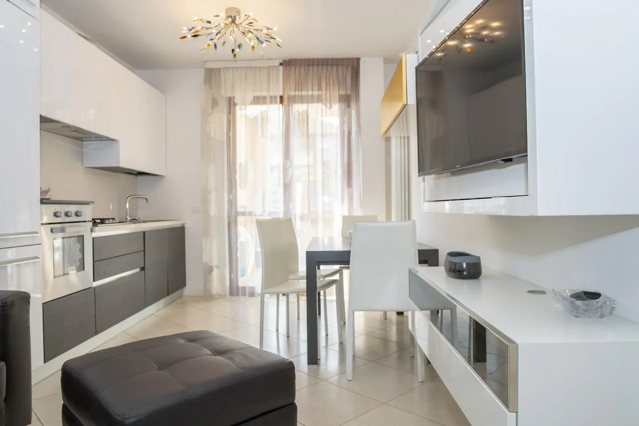 Fellini - Family Flat Apartment Rimini Italy
